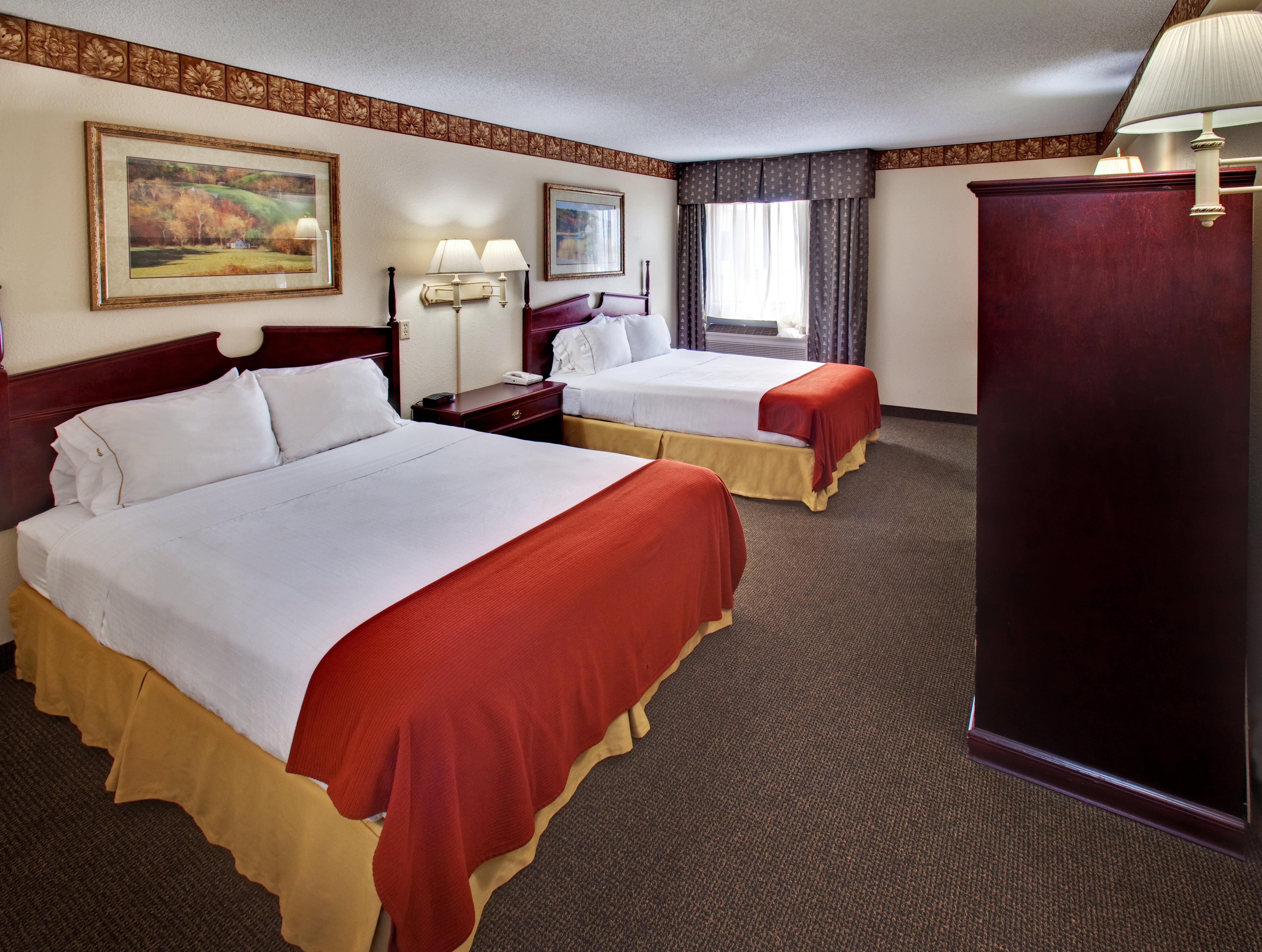 Best Western Watertown Inn & Suites Екстериор снимка